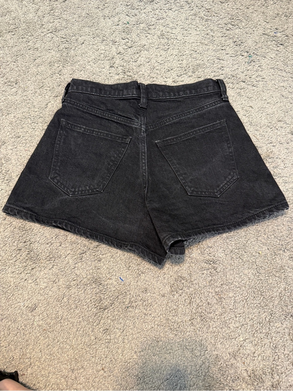 Universal Thread Black High-Rise Denim Shorts - Picture 3 of 3